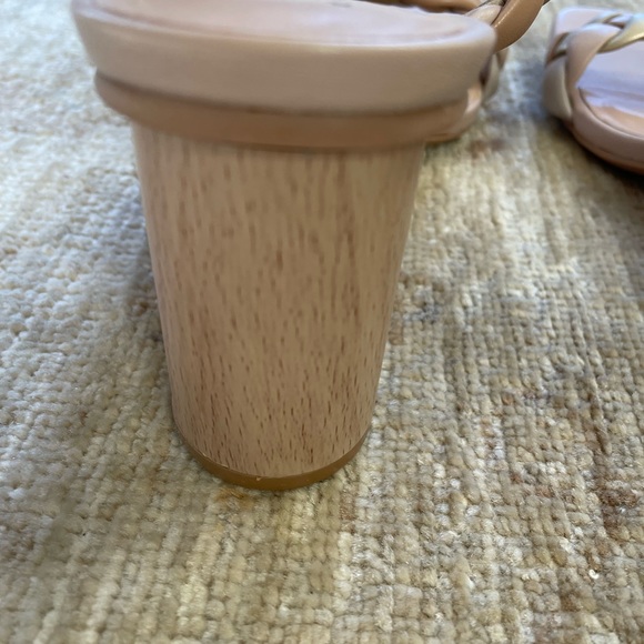 NWOB, A New Day Braided Slide Heels, Size 8 - Picture 3 of 12